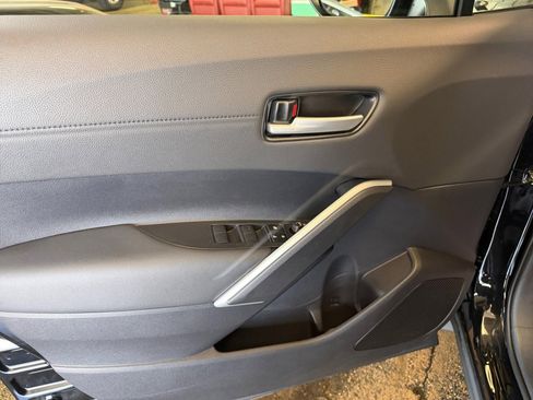 Used 2026 Toyota Corolla Cross XLE w/ Convenience Package image 36