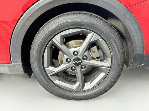 Used 2025 Kia K4 FWD image 11