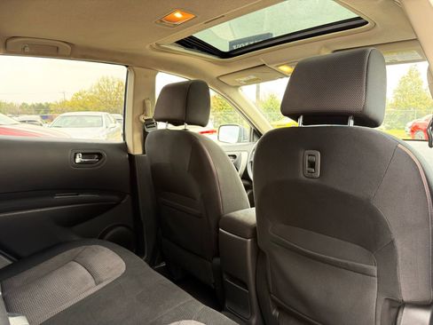 Used 2008 Nissan Rogue SL w/ Premium Pkg image 21