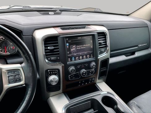 Used 2016 RAM 1500 Laramie w/ Convenience Group RWD image 7