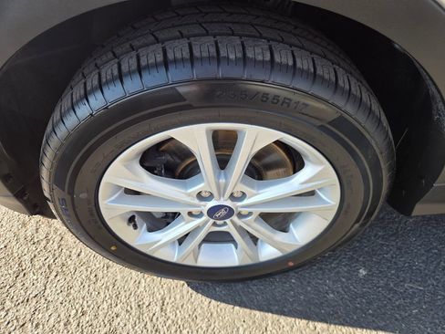 Used 2018 Ford Escape SE AWD/4WD image 26