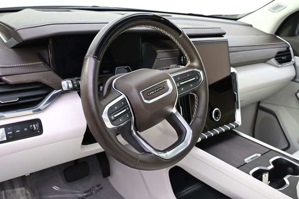 Used 2024 GMC Acadia Denali w/ Super Cruise Package AWD/4WD image 11