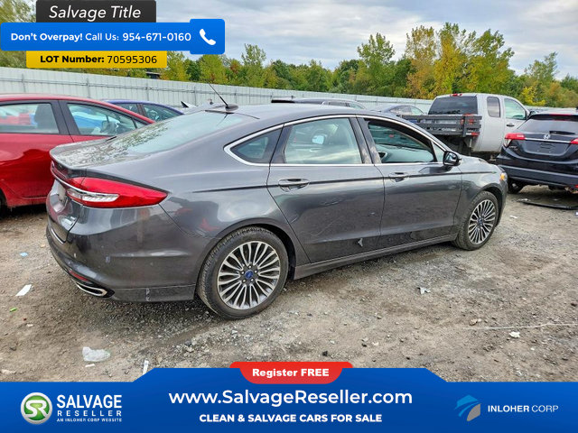 Used 2017 Ford Fusion SE FWD image 4