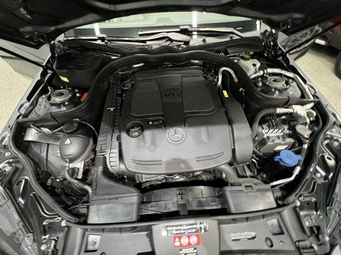 Used 2016 Mercedes-Benz E 350 4MATIC Sedan image 57