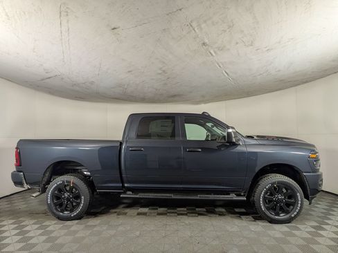 New 2026 RAM 2500 Tradesman AWD/4WD image 6