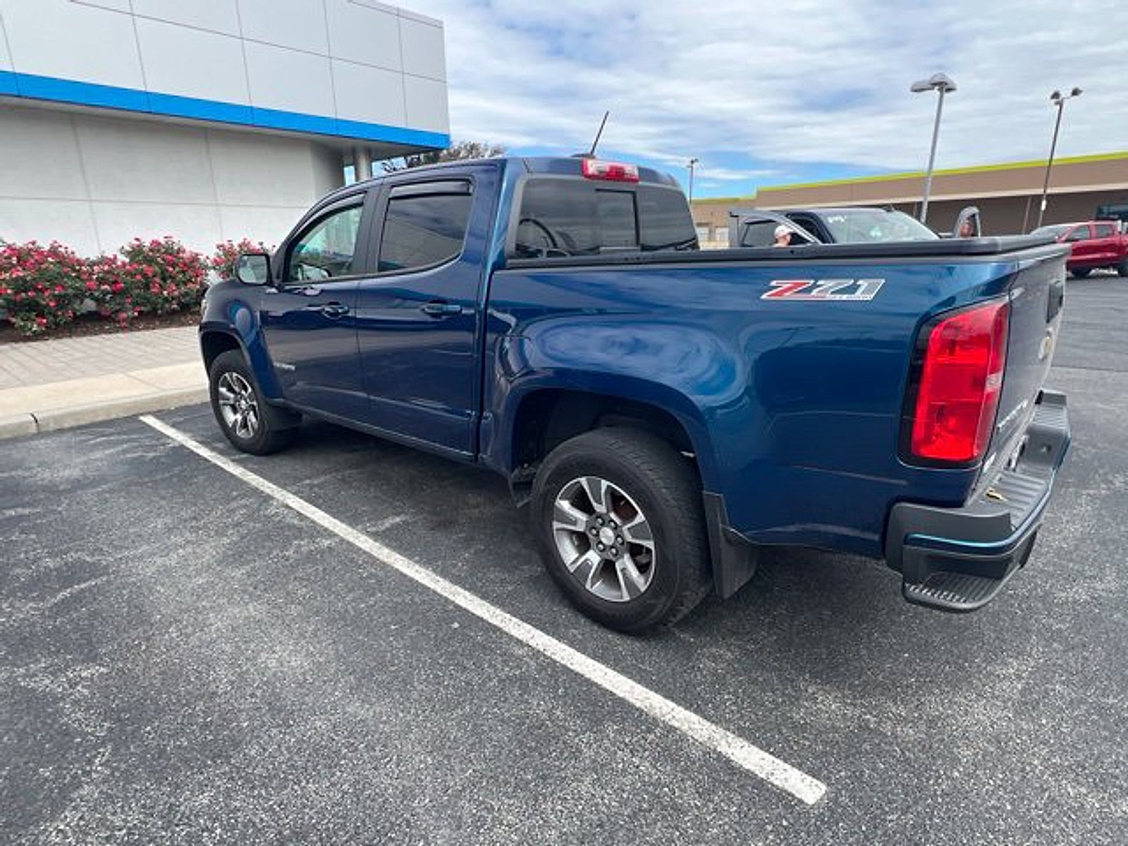 Used 2019 Chevrolet Colorado Z71 AWD/4WD image 6