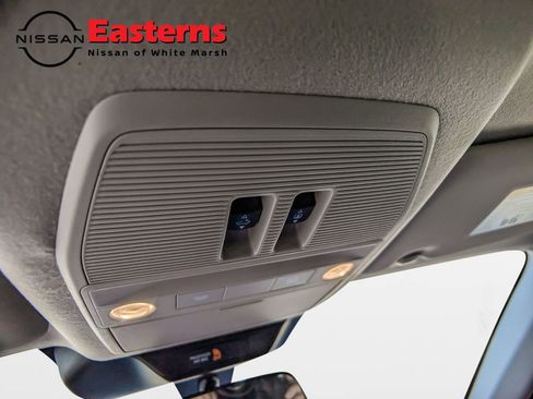 New 2025 Nissan Kicks SR w/ SR Premium Package image 23