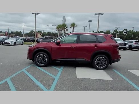 New 2026 Nissan Rogue SV image 25