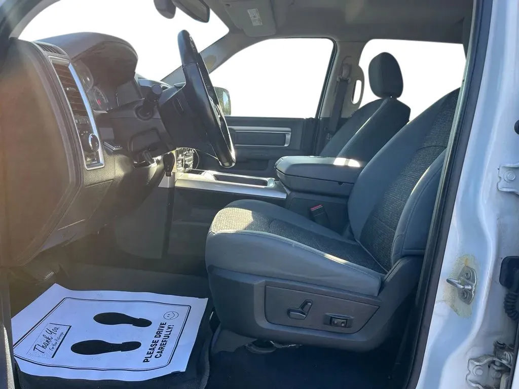 Used 2019 RAM 1500 Warlock AWD/4WD image 15