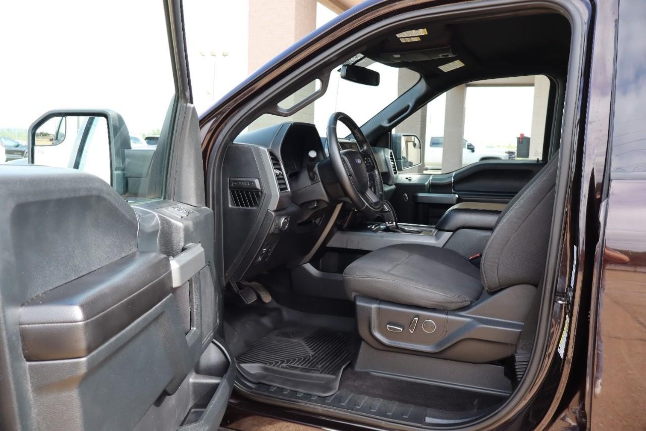 Used 2018 Ford F150 XLT w/ Equipment Group 302A Luxury AWD/4WD image 9