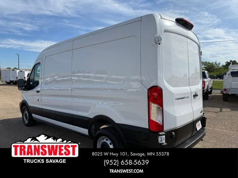 Used 2024 Ford Transit 250 148 Medium Roof w/ Load Area Protection Package RWD image 3