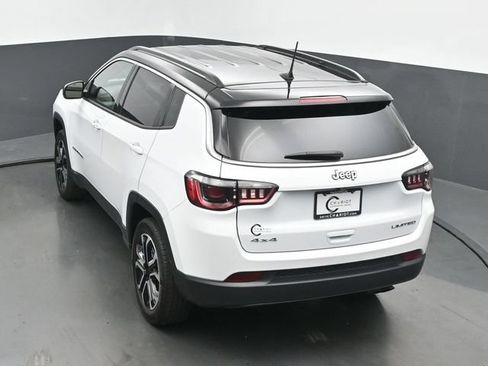 Used 2022 Jeep Compass Limited AWD/4WD image 39