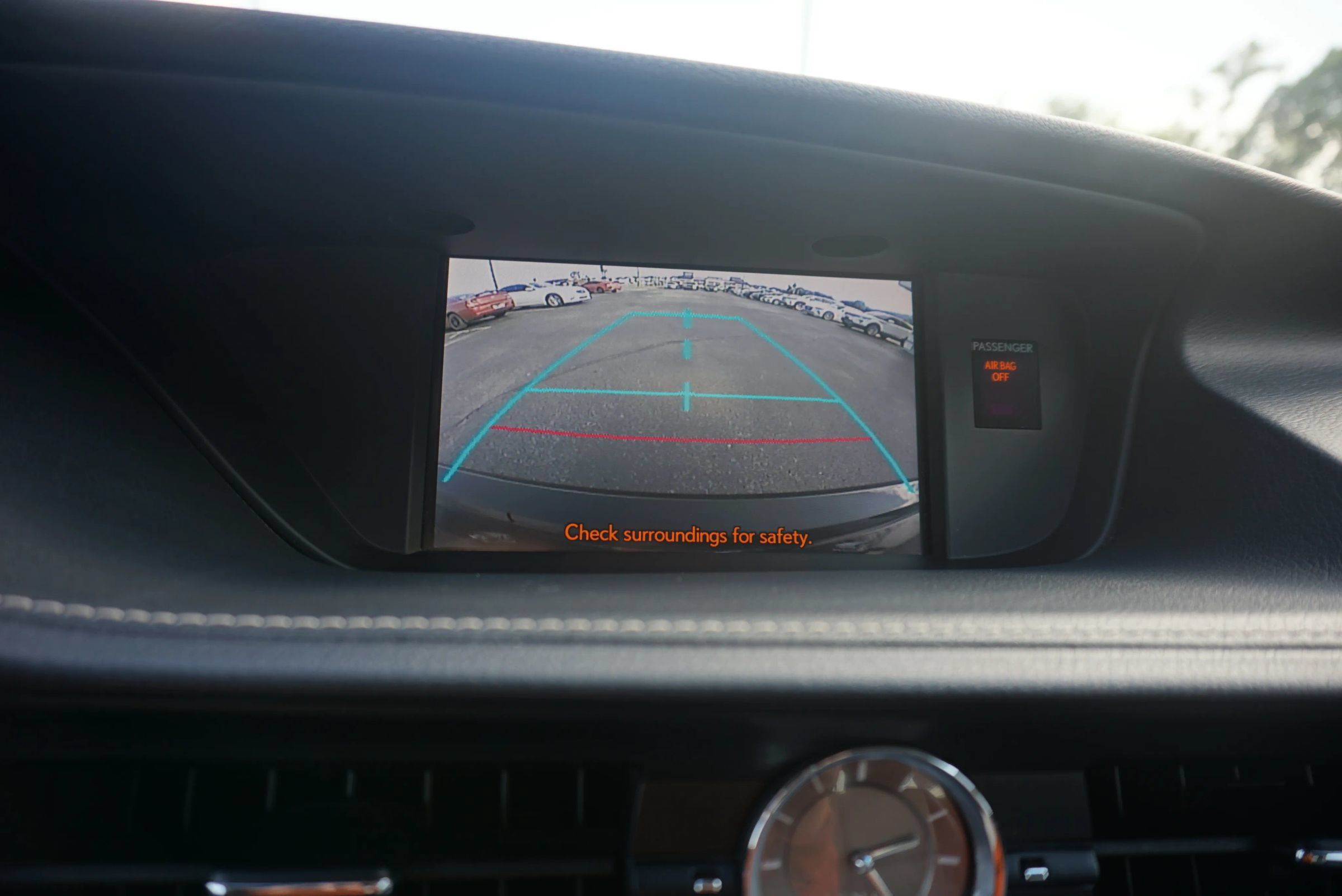 Used 2014 Lexus ES 350 w/ Luxury Package FWD image 13
