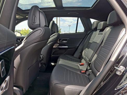 New 2026 Mercedes-Benz GLC 300 4MATIC image 6