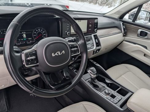 Used 2022 Kia Sorento X-Line EX image 25