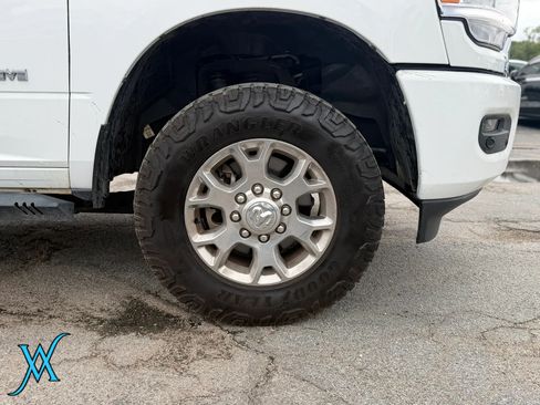 Used 2023 RAM 2500 Laramie AWD/4WD image 9