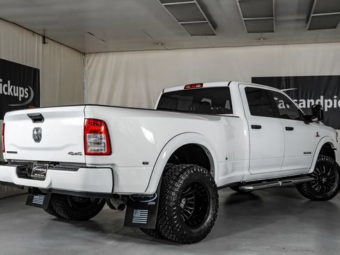 Used 2024 RAM 3500 Big Horn AWD/4WD image 9
