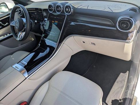 Used 2026 Mercedes-Benz GLC 300 4MATIC image 21