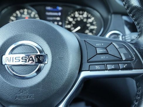 Used 2020 Nissan Rogue Sport SV w/ All-Weather Package image 29