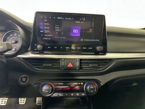 Used 2023 Kia Forte GT image 23