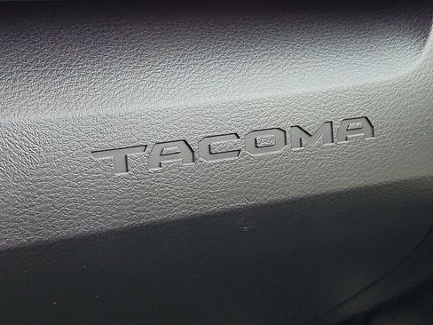 Used 2022 Toyota Tacoma SR RWD image 23