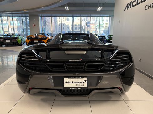 Used 2015 McLaren 650S Spider image 4