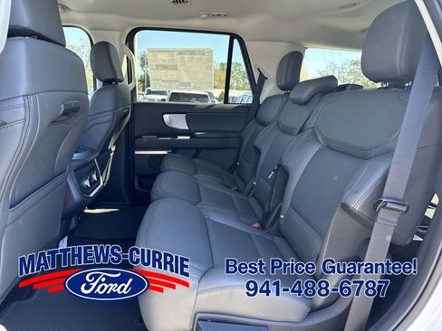 New 2026 Ford Expedition Active RWD image 11