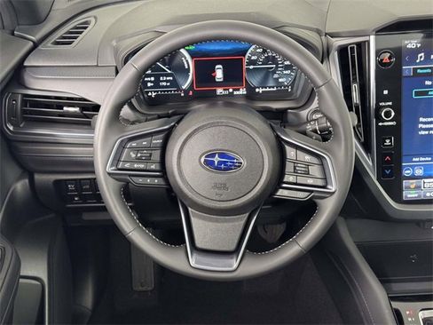 Used 2025 Subaru Forester Limited image 20
