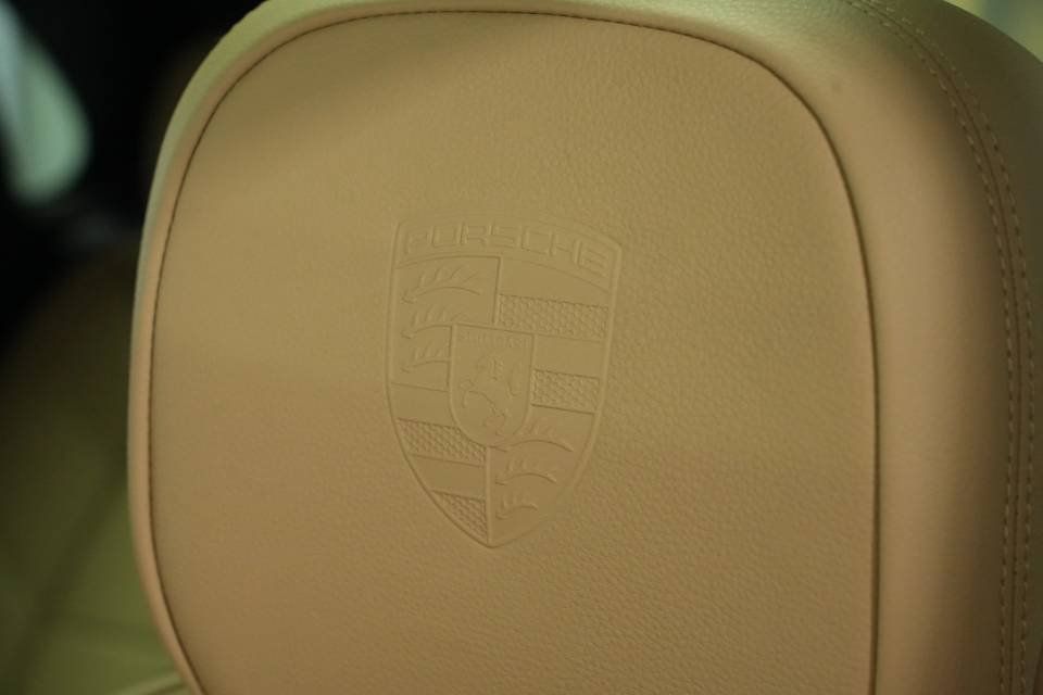 Certified 2026 Porsche Cayenne AWD/4WD image 36