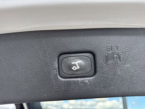 Certified 2023 Ford Edge SEL w/ Convenience Package image 39