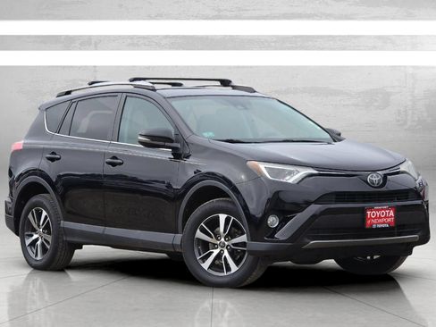 Used 2017 Toyota RAV4 XLE w/ Plus Special Value Package AWD/4WD image 2