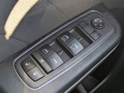 Used 2023 Dodge Charger SXT image 21