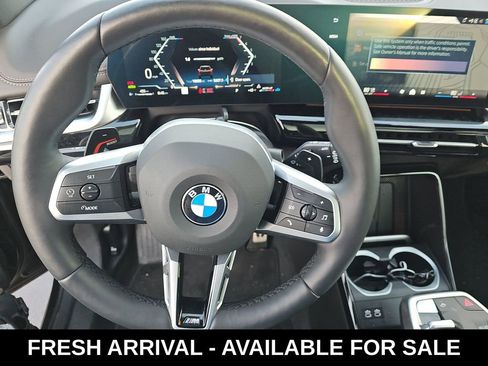 Used 2025 BMW X1 xDrive28i image 9