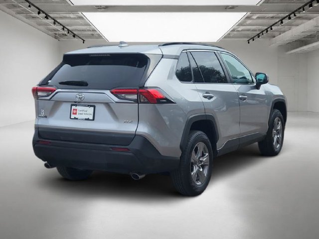 Used 2024 Toyota RAV4 XLE FWD image 6
