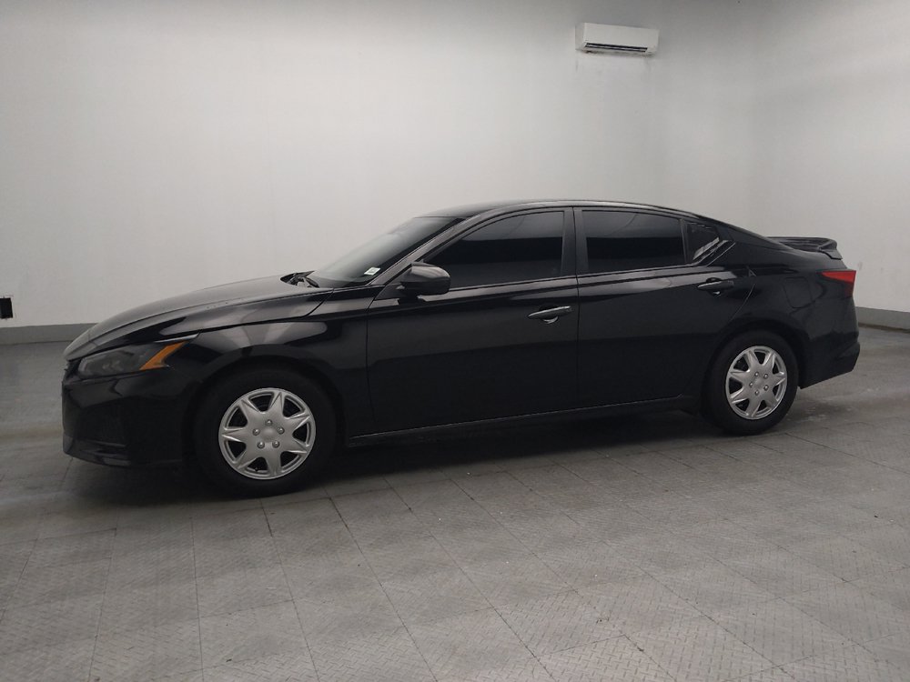 Used 2024 Nissan Altima 2.5 S FWD image 2