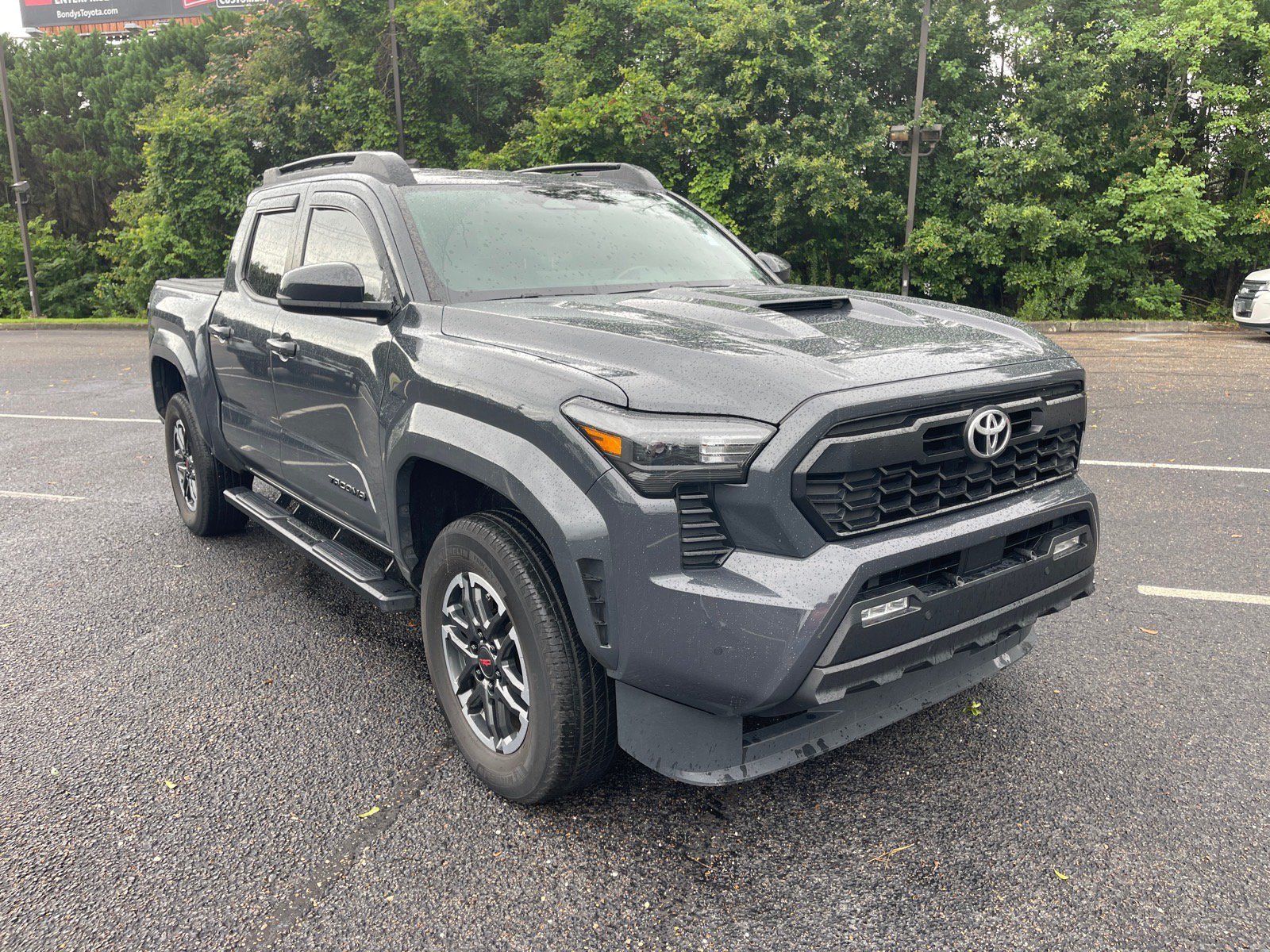 Used 2024 Toyota Tacoma TRD Sport w/ TRD Sport Upgrade Package AWD/4WD image 1