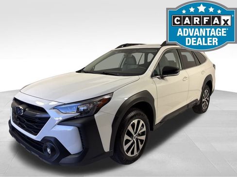 Used 2025 Subaru Outback Premium image 1