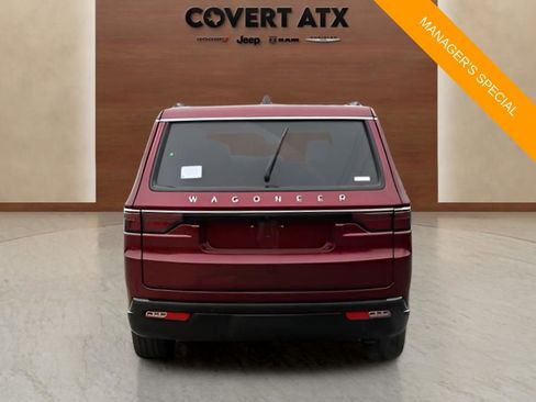 New 2025 Jeep Wagoneer L Series II AWD/4WD image 4