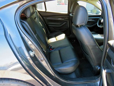 Used 2020 MAZDA MAZDA3 Select Package image 14