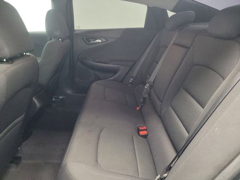 Used 2018 Chevrolet Malibu LS image 18