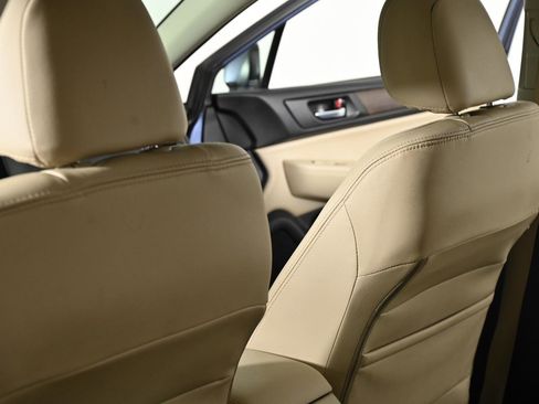 Used 2016 Subaru Outback 2.5i Limited image 23