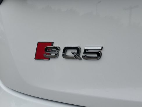 Used 2023 Audi SQ5 Premium Plus w/ Premium Plus Package AWD/4WD image 7