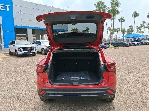 New 2026 Chevrolet Trax RS FWD image 6