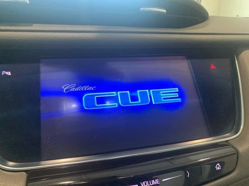 Used 2018 Cadillac XT5 Luxury w/ Driver Awareness Package AWD/4WD image 17