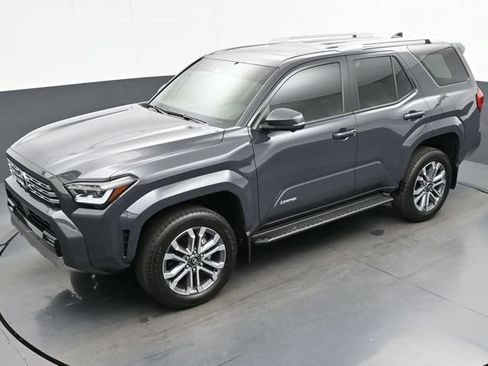 Used 2025 Toyota 4Runner Limited AWD/4WD image 45
