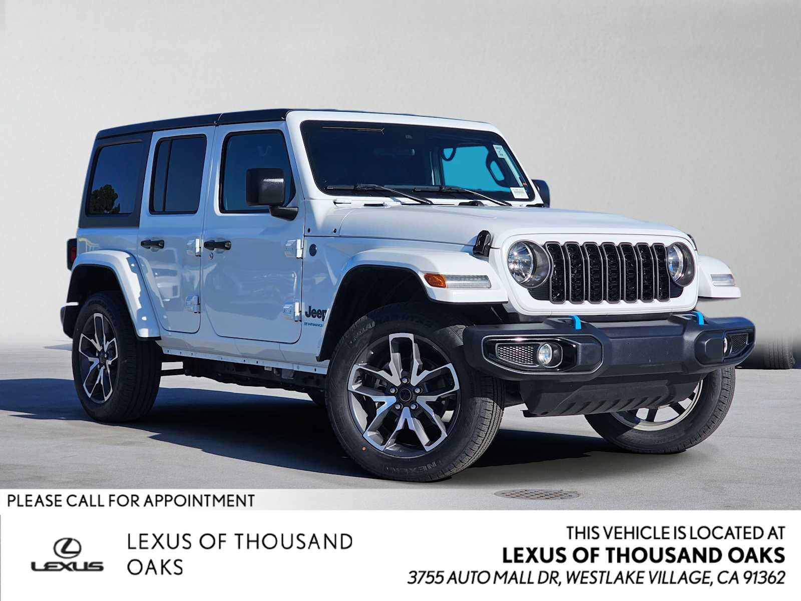 Used 2024 Jeep Wrangler Unlimited w/ Convenience Group AWD/4WD image 1