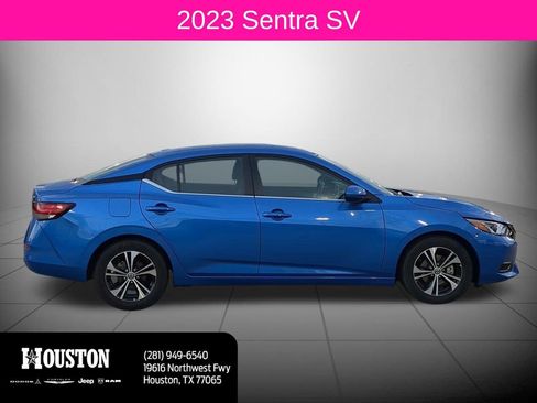 Used 2023 Nissan Sentra SV image 2