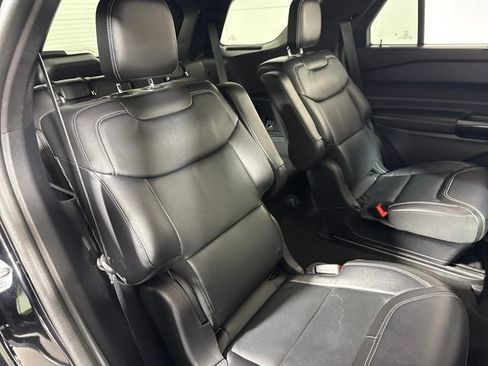 Used 2022 Ford Explorer ST w/ Equipment Group 401A image 12