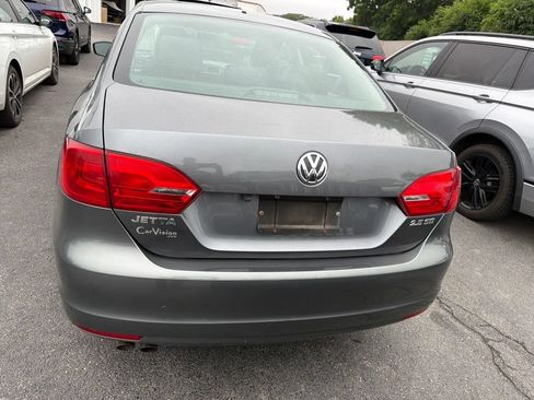 Used 2013 Volkswagen Jetta SE FWD image 5