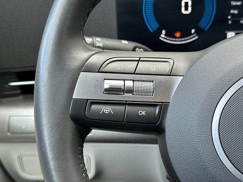 Certified 2025 Hyundai Kona SEL AWD/4WD image 26